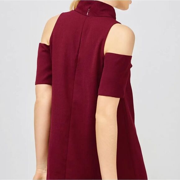 Topshop 2 Burgundy Cold Shoulder Cut Out Trapeze Women’s Mini Dress - Picture 9 of 12
